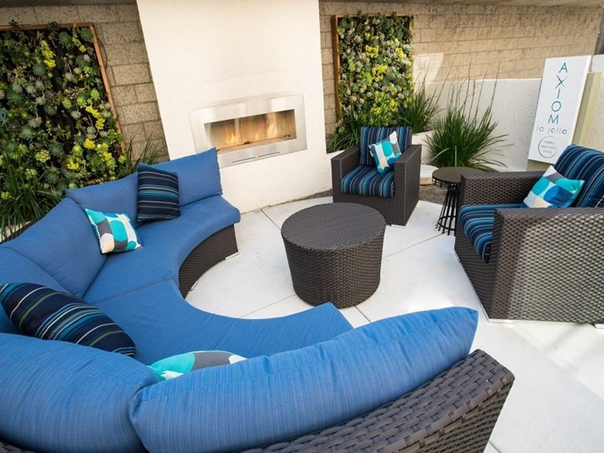 Axiom La Jolla - Photo 2 of 12