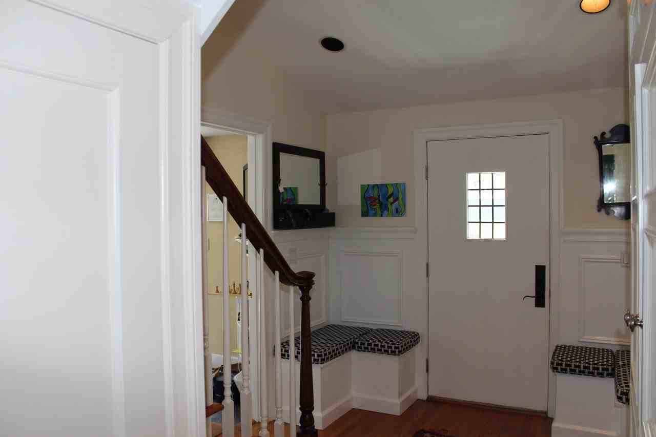 489 Milton Rd - Photo 2 of 21