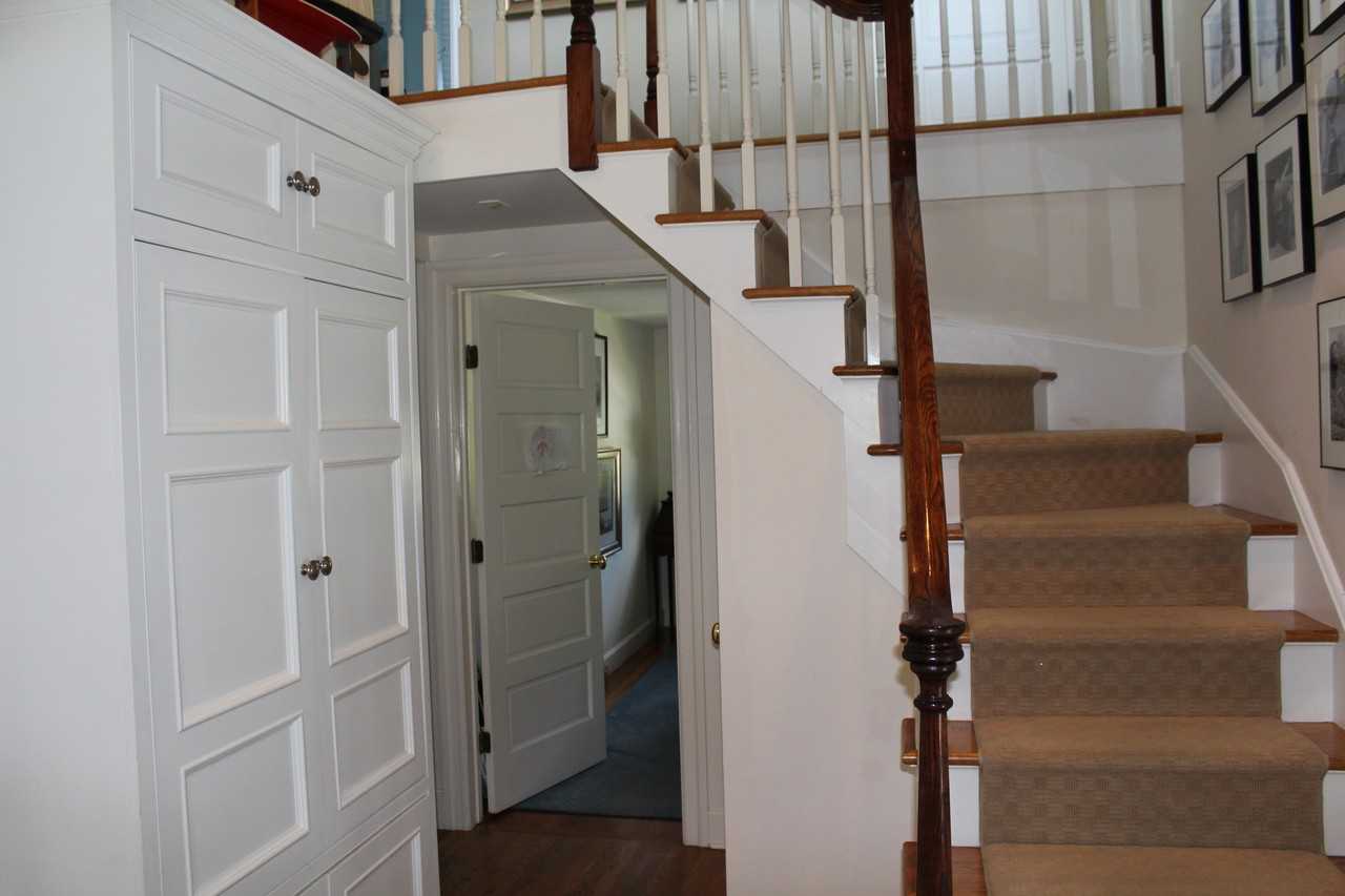 489 Milton Rd - Photo 3 of 21