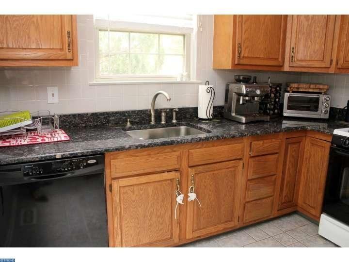 2 Woodstream Ct - Photo 3 of 25