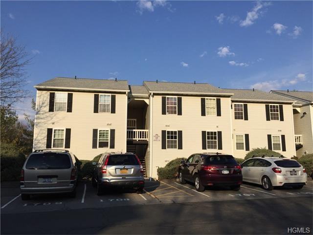 17 Lexington Hills Rd - Photo 2 of 9