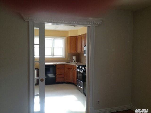 49 Laurel Ave - Photo 2 of 8