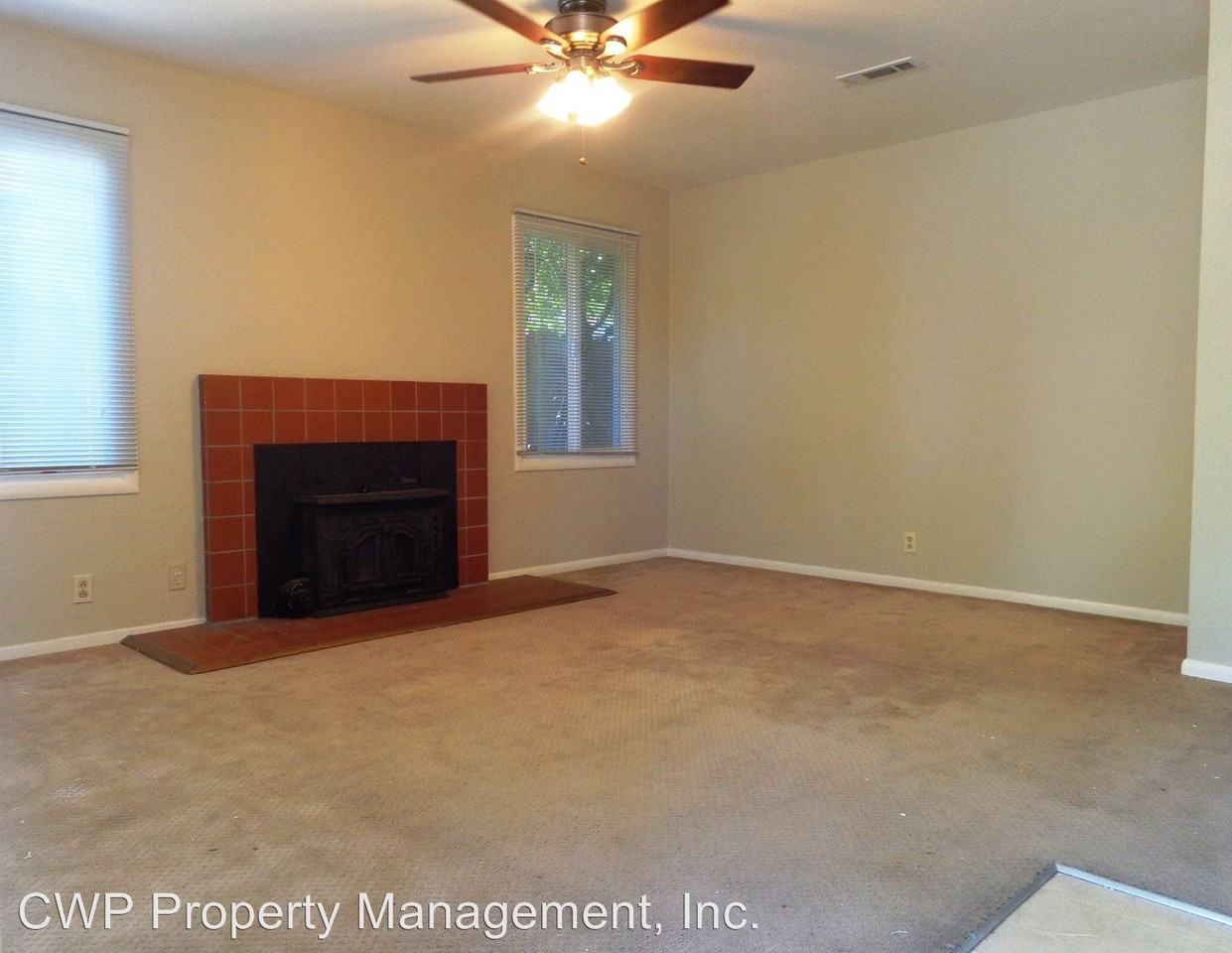 1078 Via Coralla - Photo 2 of 8