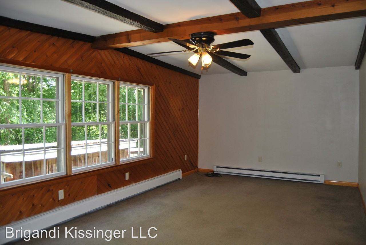 564 Weaver Hill Rd - Photo 3 of 13