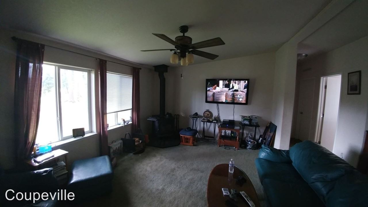 258 W 850th S - Photo 2 of 5