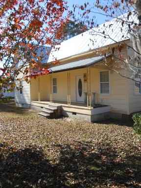 105 S Broadway St #1 - Photo 3 of 14