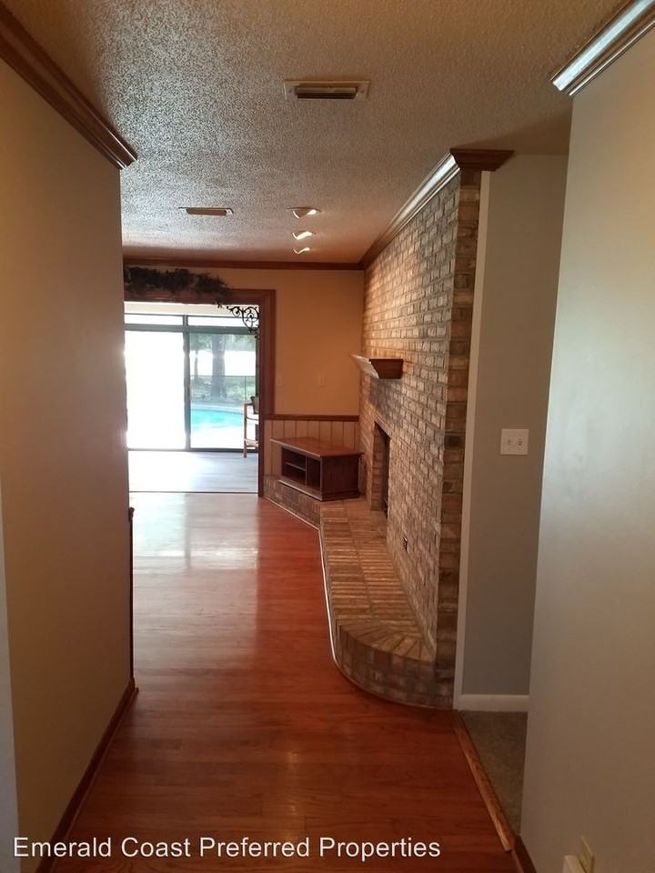 188 Country Club Rd - Photo 3 of 27