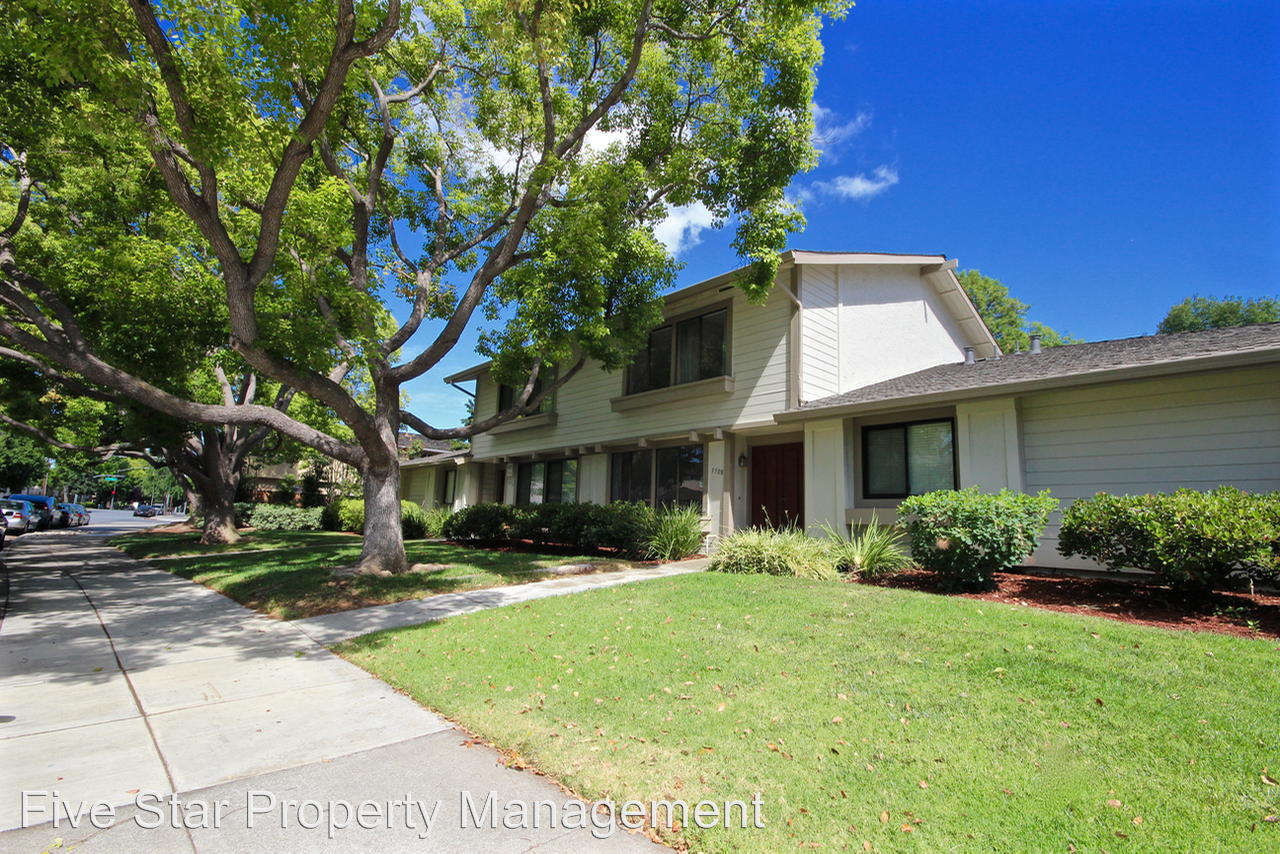 1508 Rhinecliff Way - Photo 2 of 21