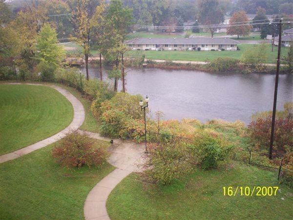 Flats on the River - Photo 3 of 11