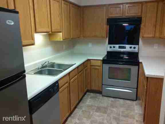 Roosevelt Hill - Photo 2 of 35