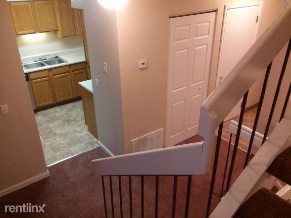 Roosevelt Hill - Photo 3 of 35