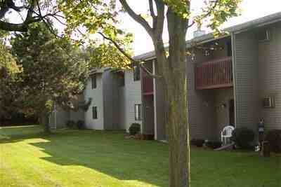 Center Street Apartments - Photo 3 of 5