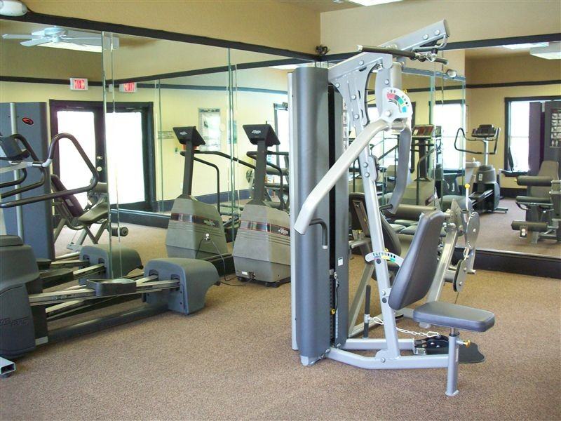 Buena Vista Point Apartments - Photo 3 of 13