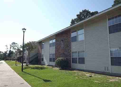 Madison Apartments - Photo 3 of 24