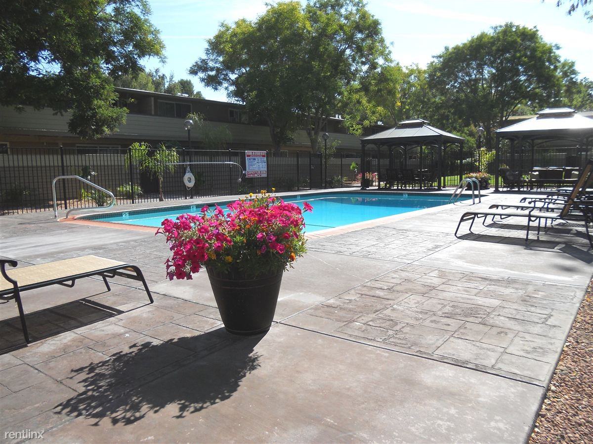 Mountain View Gardens Apartments - Photo 2 of 9