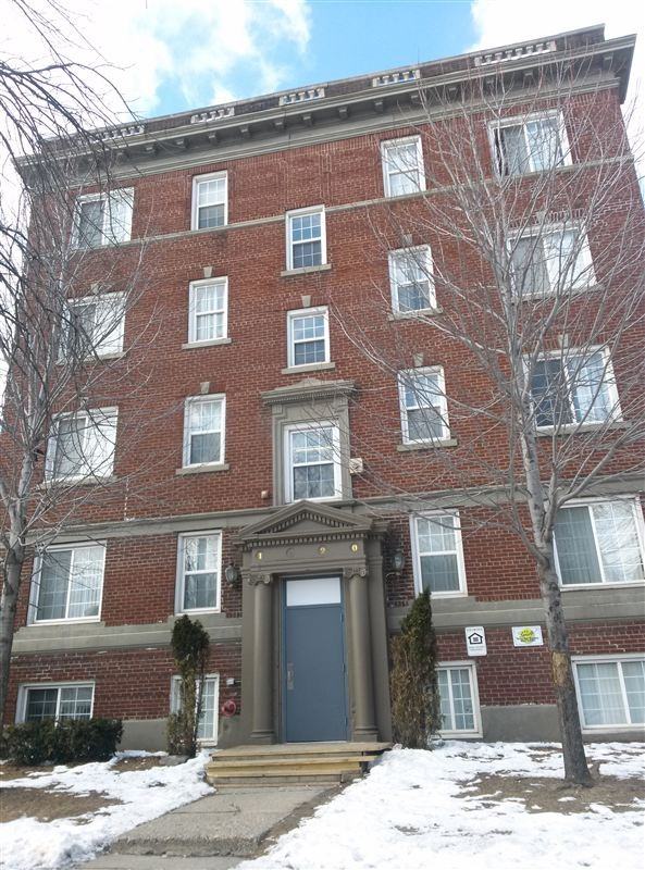 Park Square Apartments - Photo 2 of 2