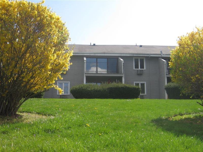 Branford Hills Apartments - Photo 2 of 10