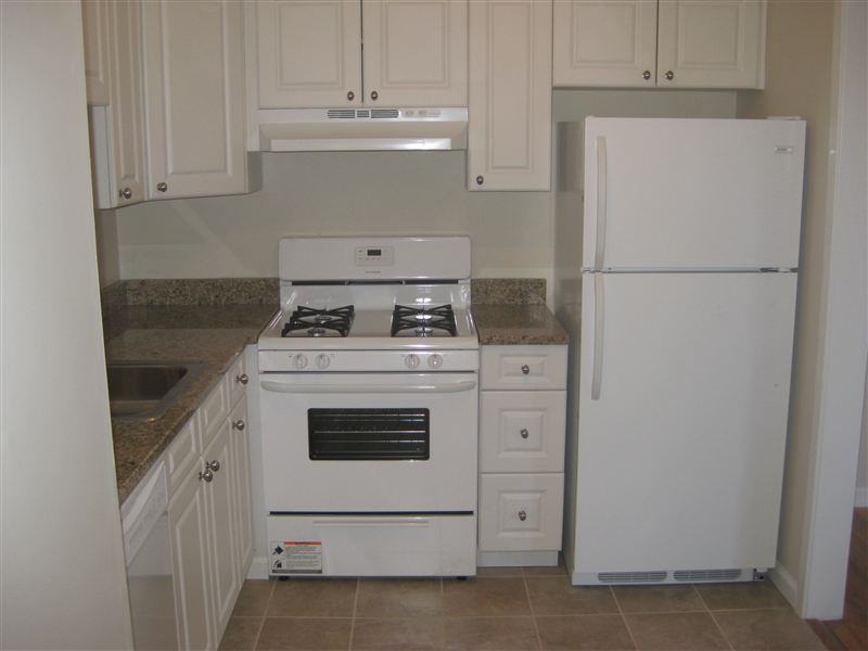 Branford Hills Apartments - Photo 3 of 10