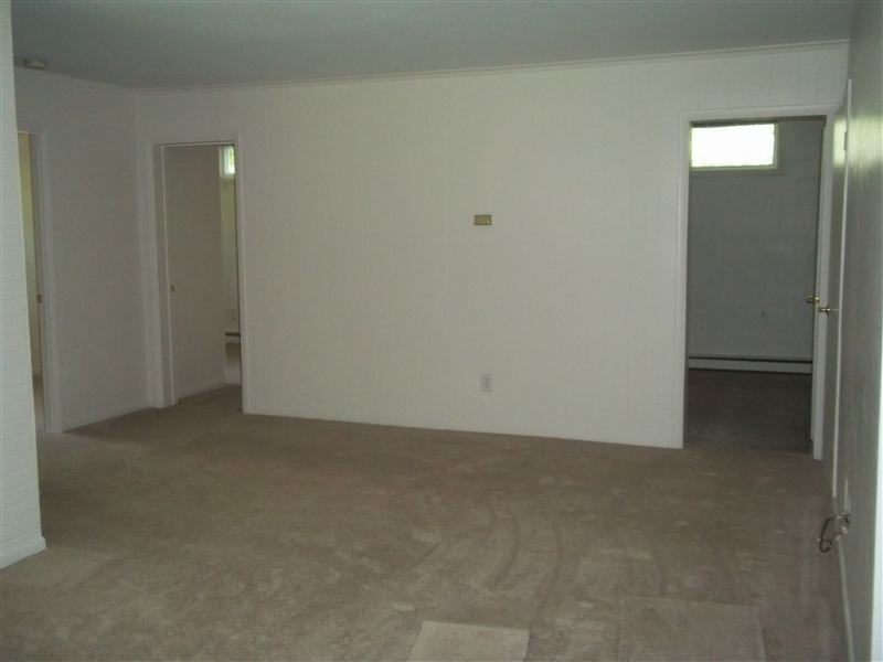 410 Winston Court - Photo 2 of 9