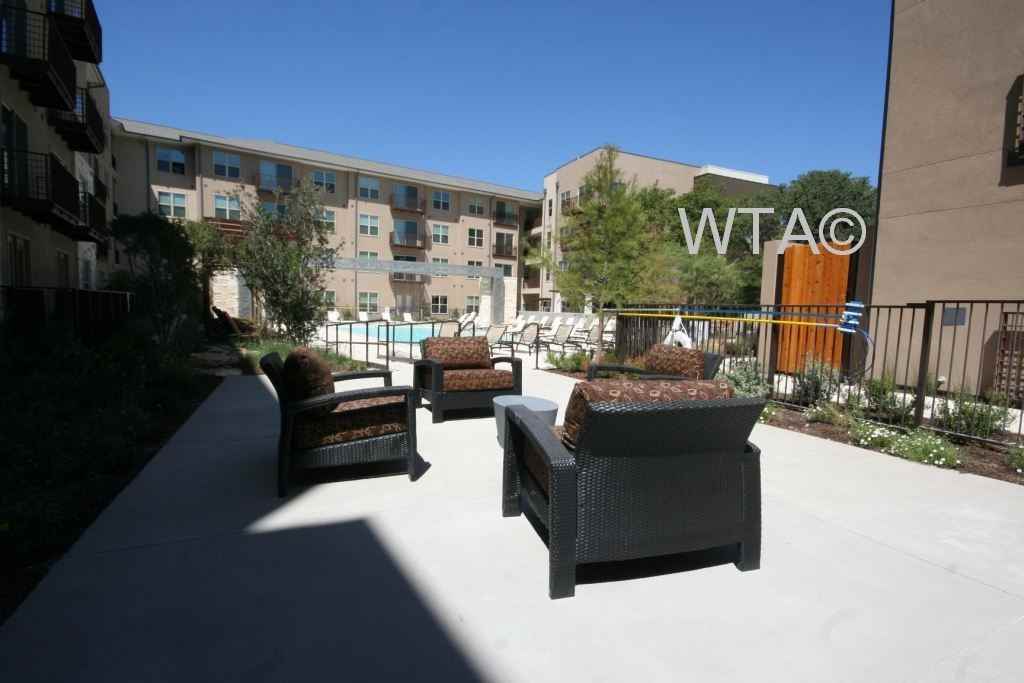 11501 Burnet Rd - Photo 3 of 13