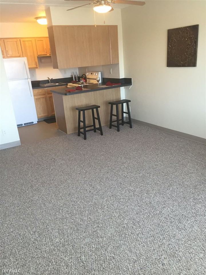 St. Antoine Gardens - Photo 2 of 9