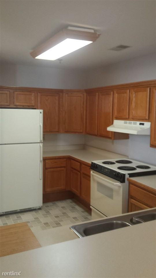 Midway School Apartments - Photo 3 of 4