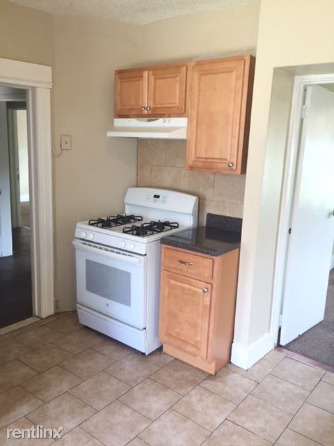 705 Dixwell Ave - Photo 2 of 9