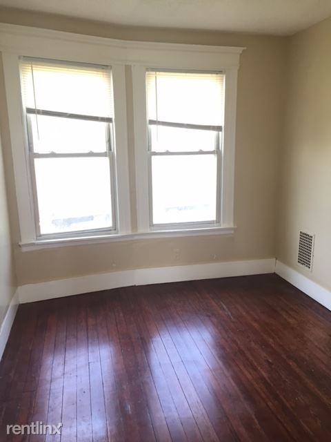 705 Dixwell Ave - Photo 3 of 9