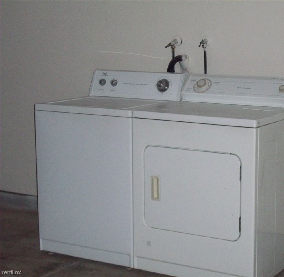 Morningside Townhomes - Photo 3 of 6