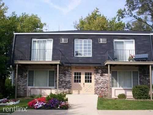 Southgate Apartments - Photo 2 of 13