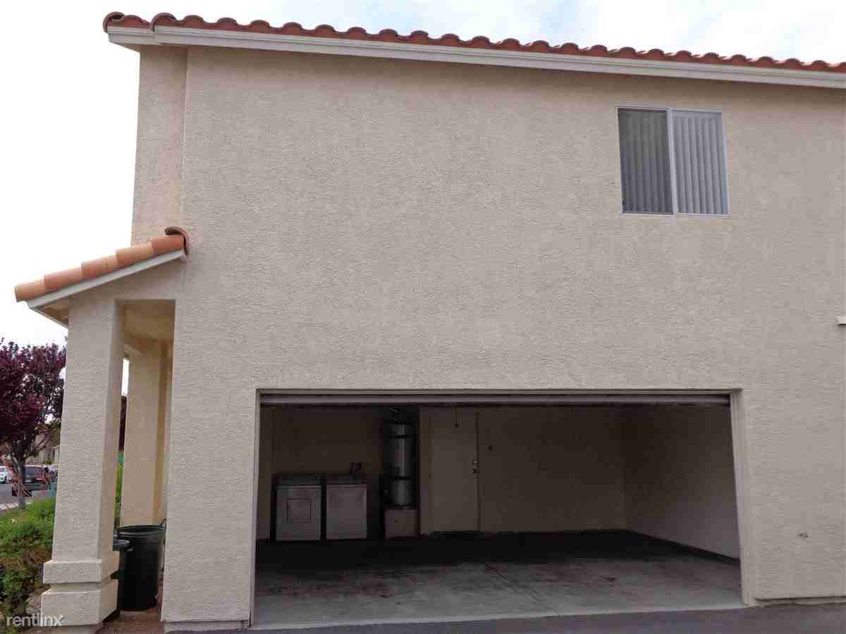 Stonegate Townhomes - Photo 3 of 6