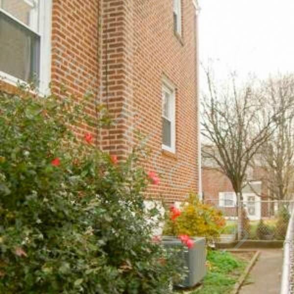 305 High St - Photo 2 of 7