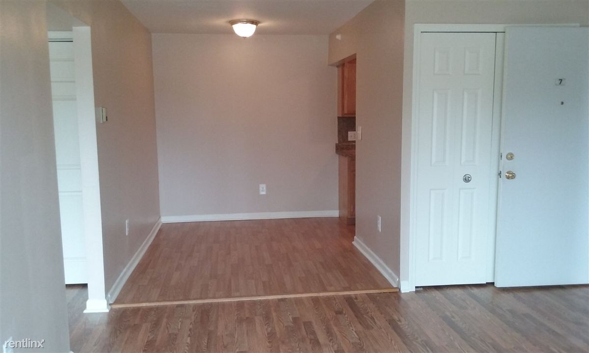 Royal Madison Apartments - Photo 2 of 38