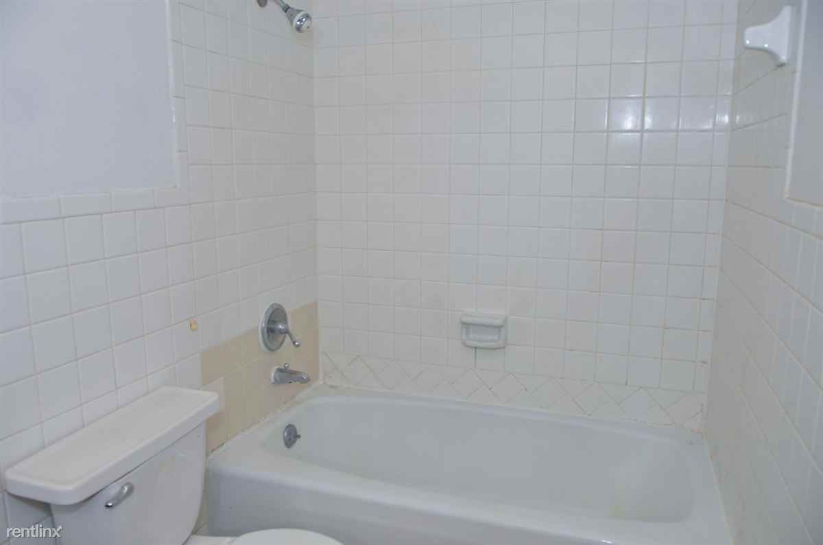 1212 Bruce Ave - Photo 3 of 10