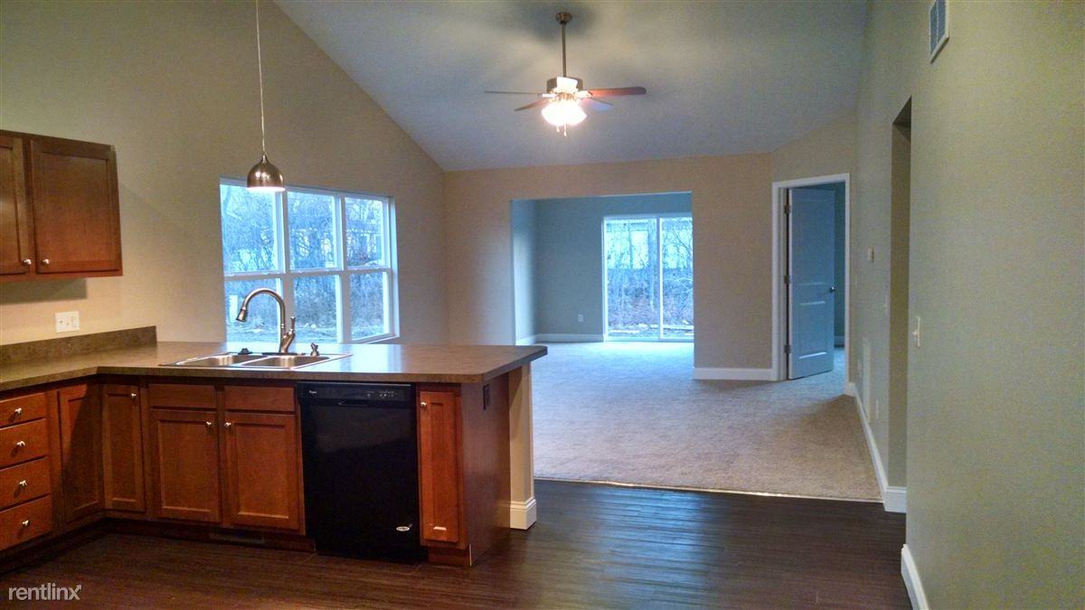 River Oaks Villas - Photo 3 of 16