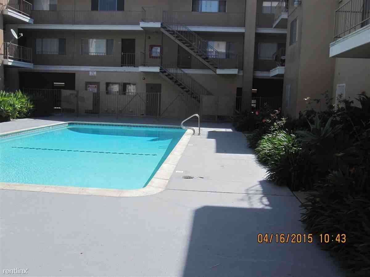 Village Pointe Apartments - Photo 2 of 6