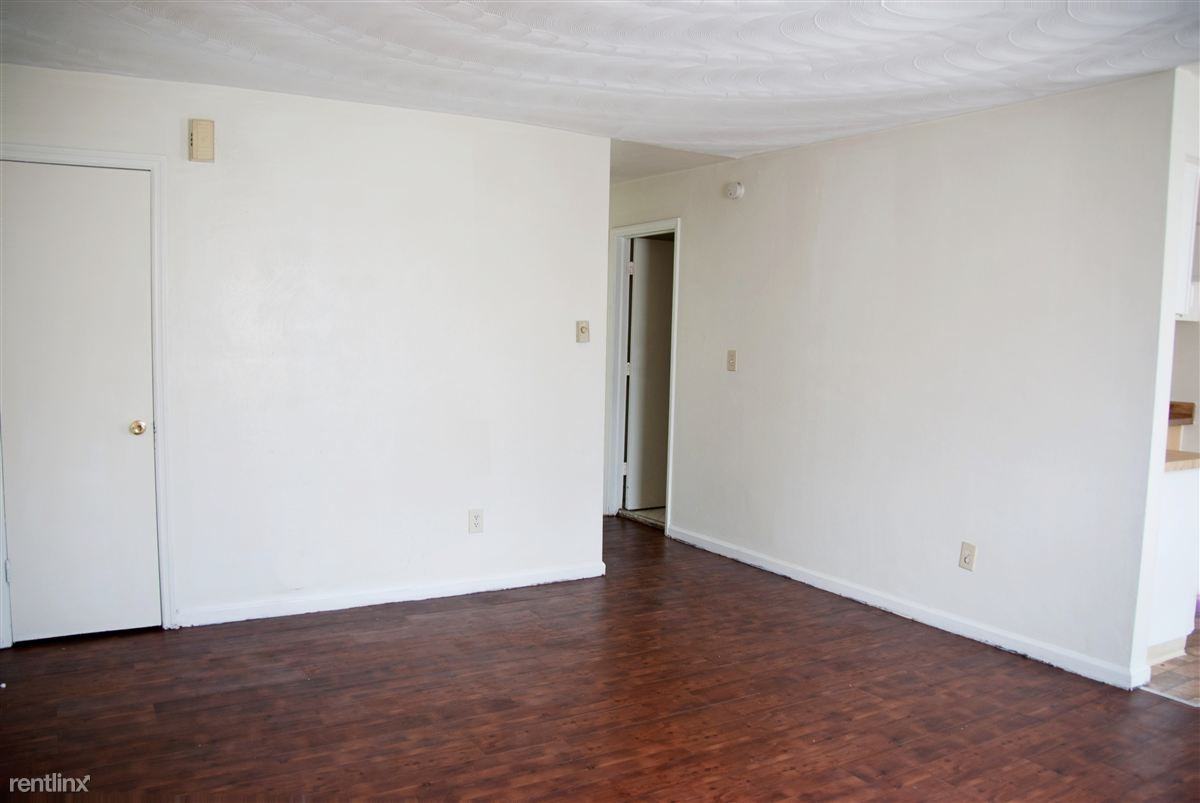 Twin Gardens Apartments - Photo 3 of 6