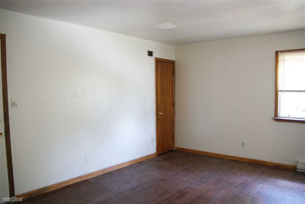 Princess Anne Gardens Apartments 4852 E Princess Anne Rd, Norfolk, VA