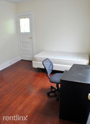 1322 Madison St - Photo 3 of 4