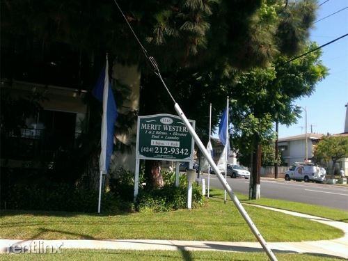 1516 W 1st St - Photo 2 of 8