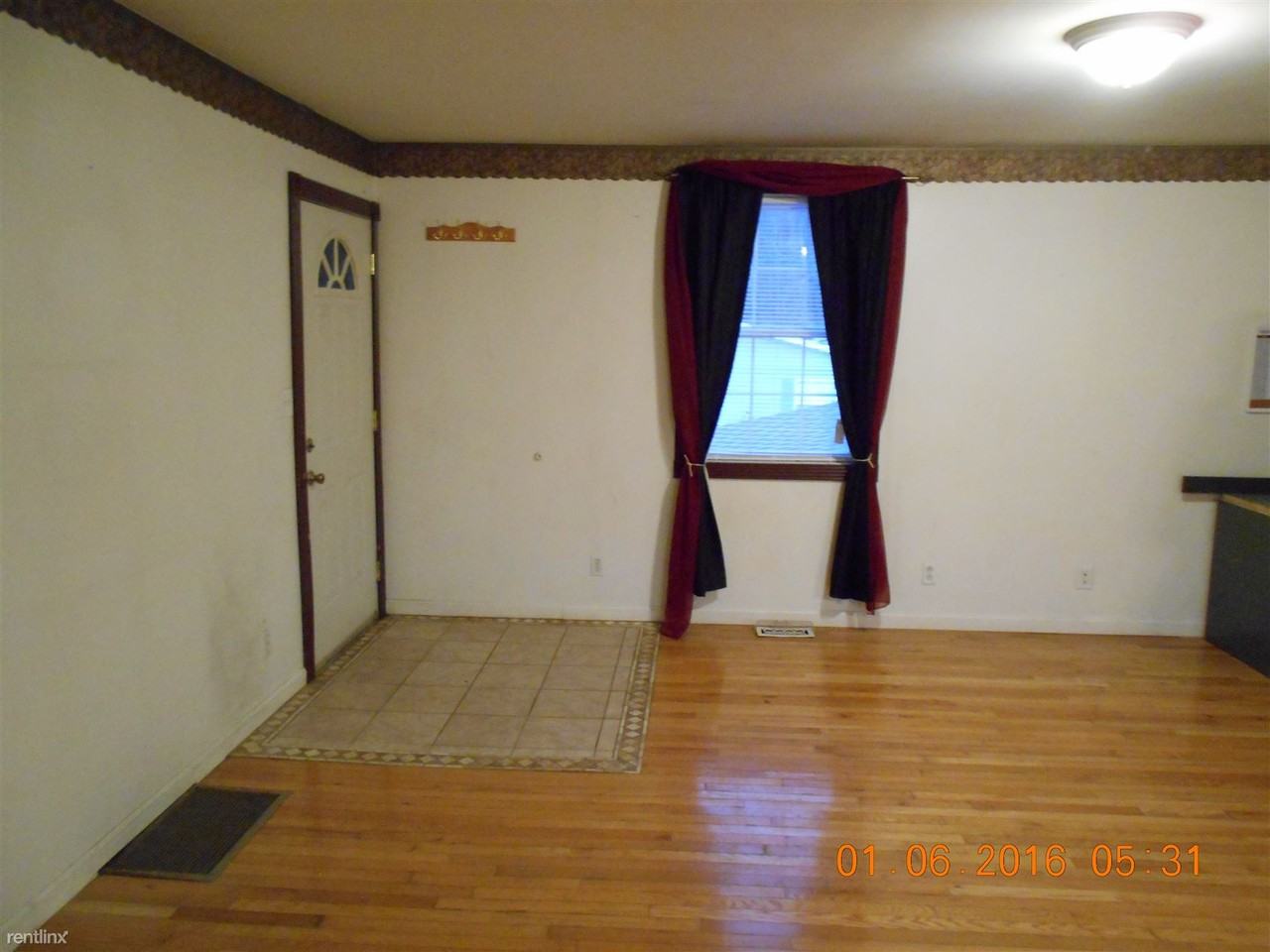 596 Eagle Trace Blvd - Photo 2 of 6