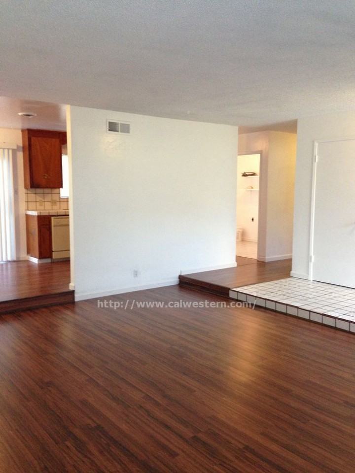 1709 Foxworthy Ave - Photo 2 of 9