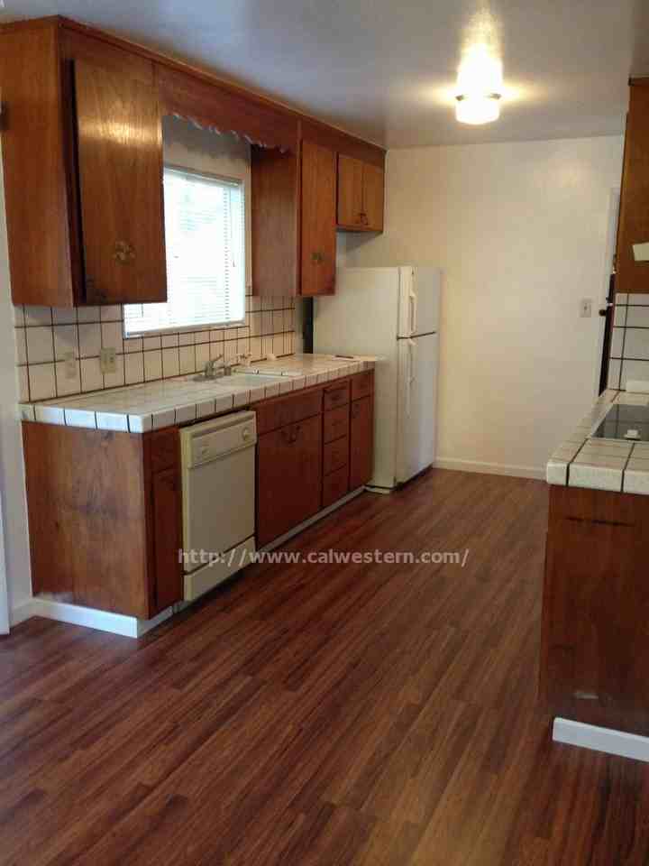 1709 Foxworthy Ave - Photo 3 of 9