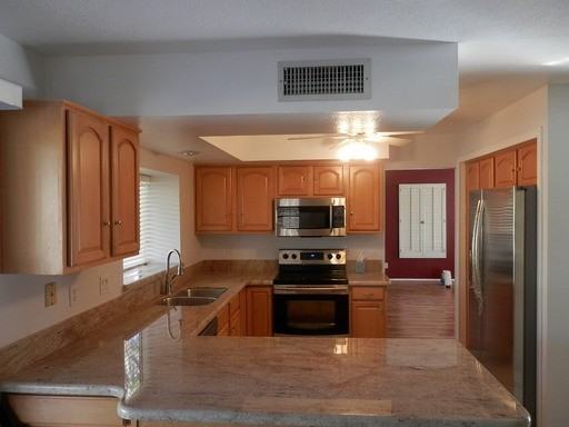 5708 E Marconi Ave - Photo 3 of 22