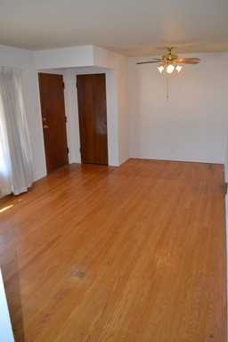 10016 Dellridge Ln - Photo 3 of 12