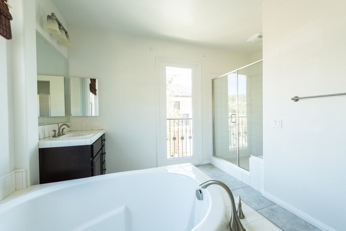 23 Southland Dr - Photo 3 of 24