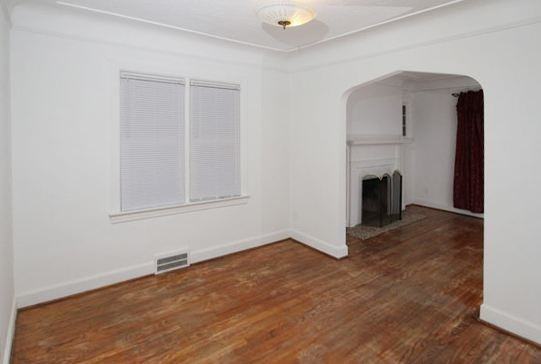 4913 Schlaff St - Photo 2 of 8