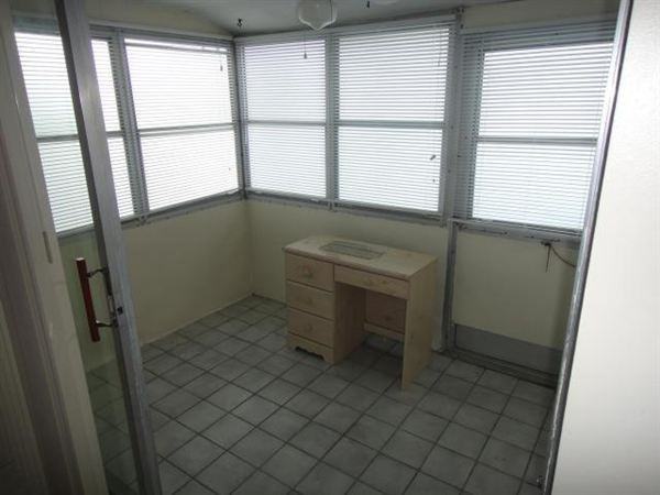 2527 Emory Dr W #G - Photo 3 of 8