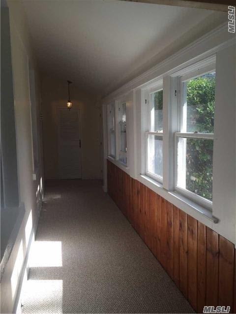 421 Webster Ave - Photo 2 of 10