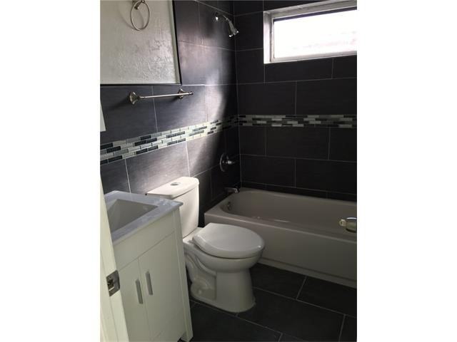 865 NE 179th Terrace - Photo 2 of 8